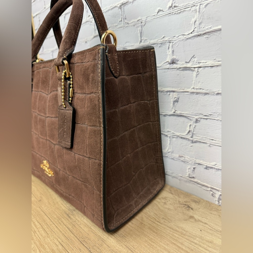 NWT Coach Maggie Small Tote Gold hardware/Maple Crocodile-embossed suede CCC71 - Picture 3 of 16